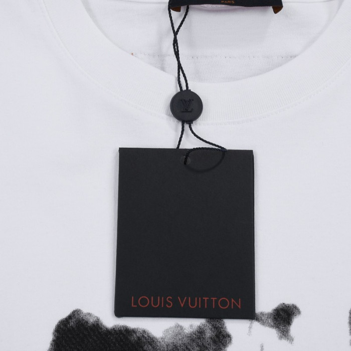 LV CLOTHES V00012