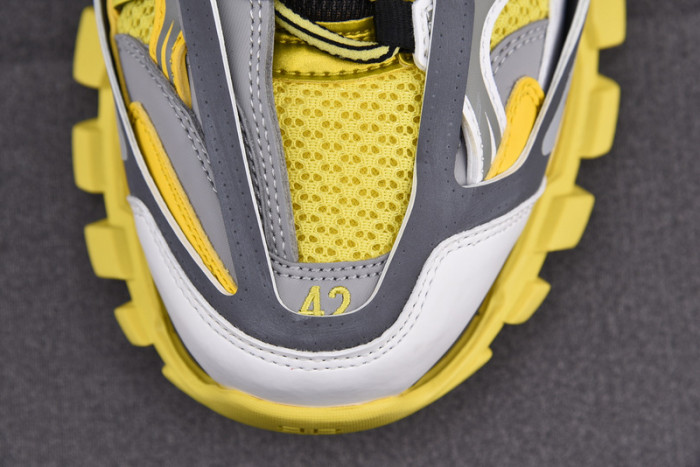 TRACK SNEAKER TS005