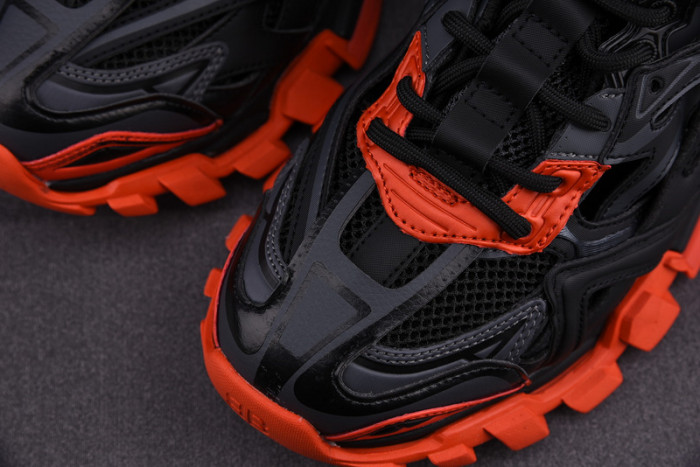 TRACK SNEAKER TS062