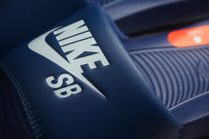 NIKE SANDALS N-025