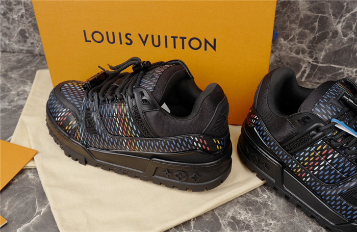 TRAINER MAXI TM017