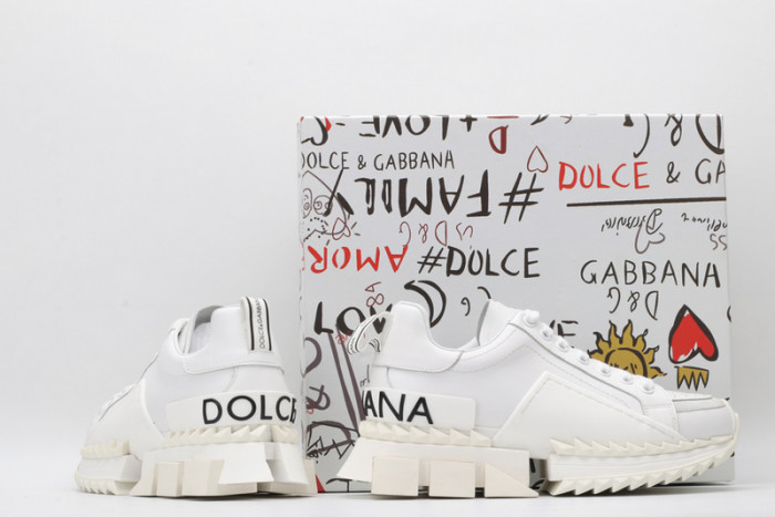 DG SNEAKER DG-10002
