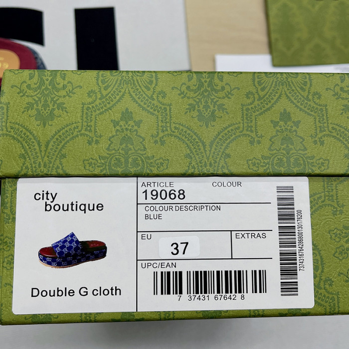 Gucc* Sandal 116