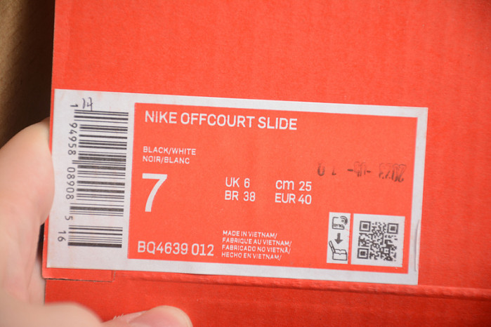 NIKE SANDALS N-010