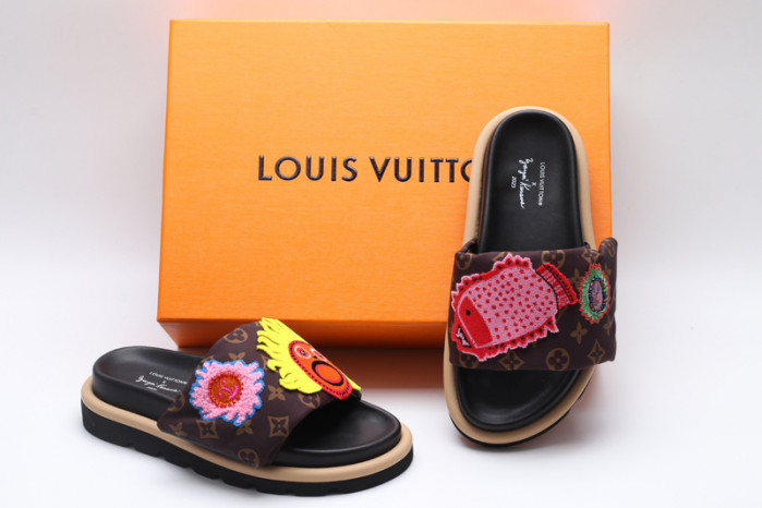 L&V SANDAL40
