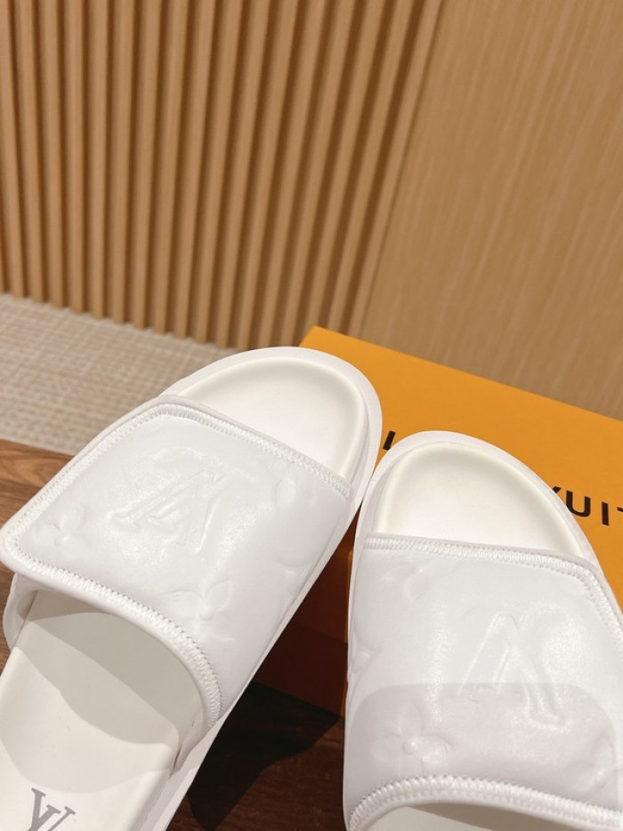 L&V SANDAL130