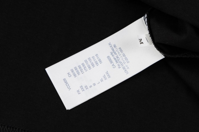 LV CLOTHES V00030