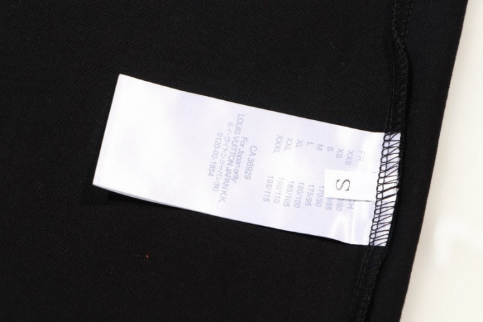 LV CLOTHES V00036