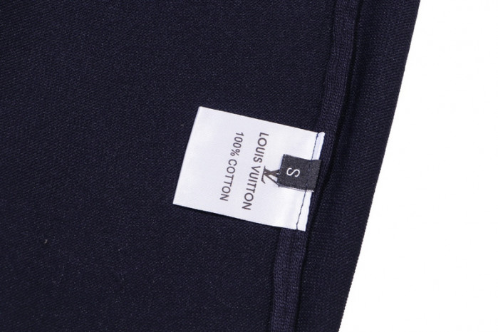 LV CLOTHES V00062