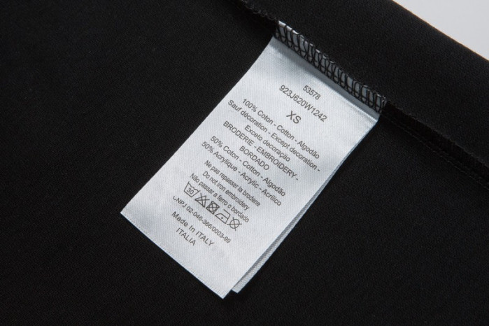 D1OR CLOTHES DC18