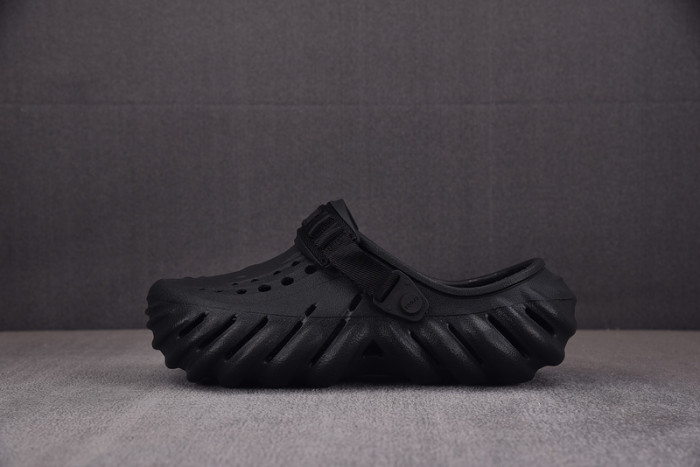 CROCS X SALEHE BEMBURY C00017