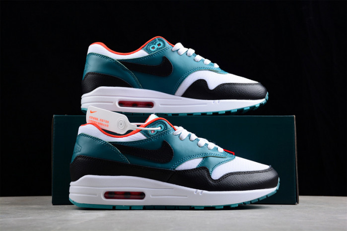 LEBRON JAMES NIKE AIR MAX 1 "LIVERPOOL" FB8914-100