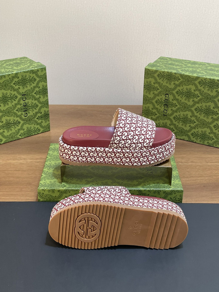 Gucc* Sandal 178