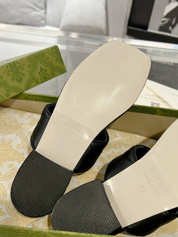 Gucc* Sandal 186