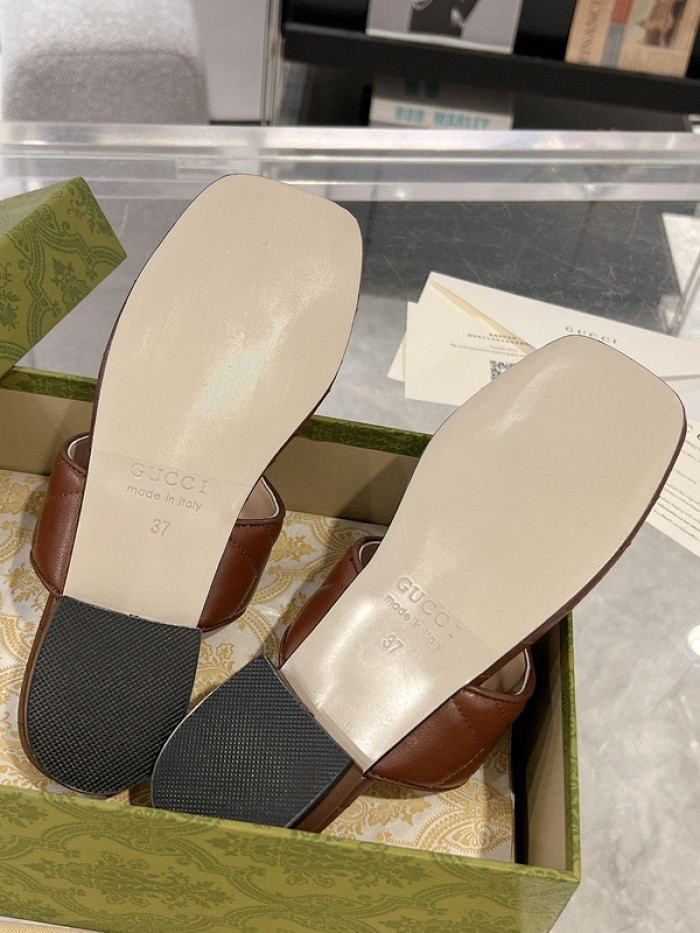 Gucc* Sandal 188