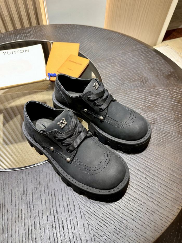 LV BOOTS L000028