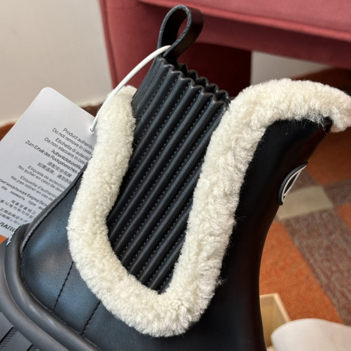 LV BOOTS L000032