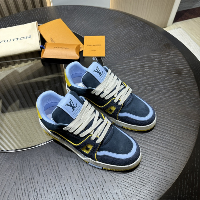 LV TRAINER SNEAKER LV-000580