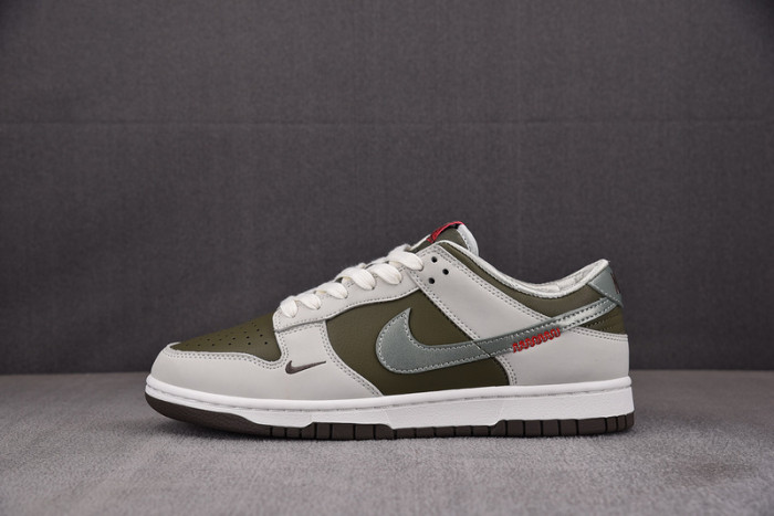 Nike Dunk Low ''Year of the Snake'' HV5980-231