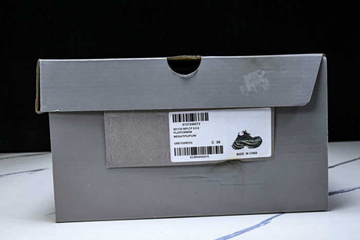 BC Platform Reduced Dark Gray 821137 WPLTF 0312