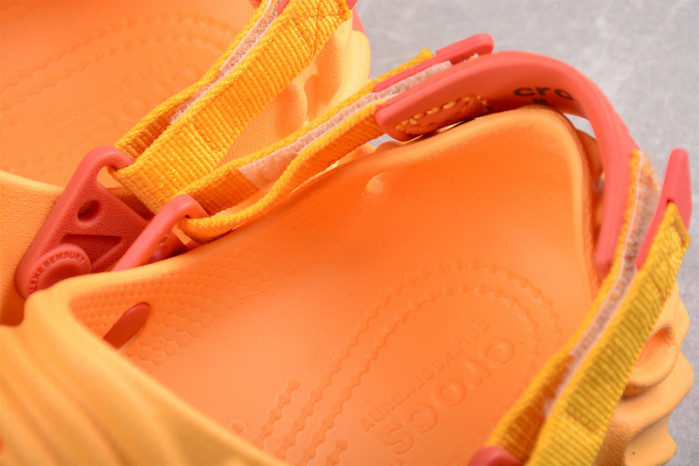 crocs x Salehe Bembury C00009