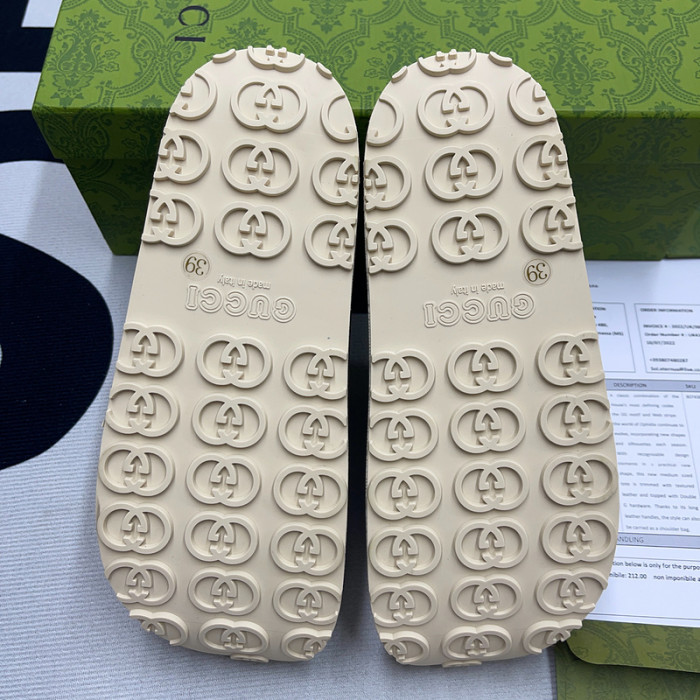 Gucc* Sandal 97