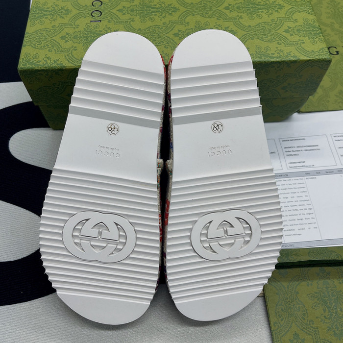 Gucc* Sandal 112