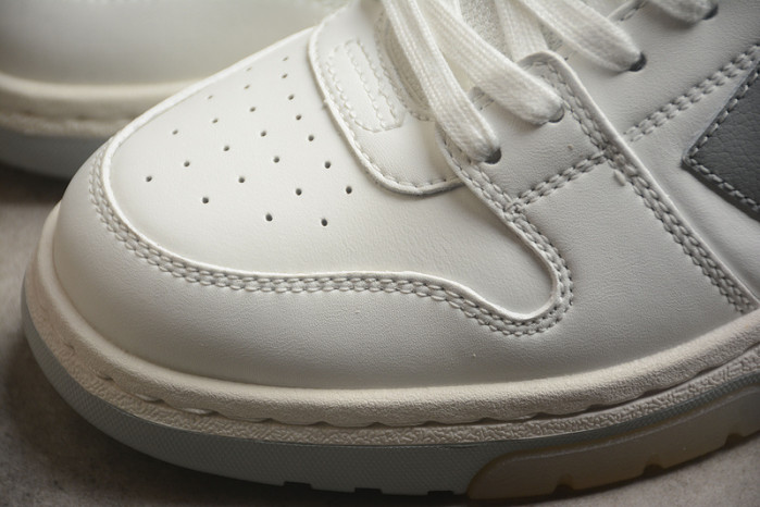OFW SNEAKER