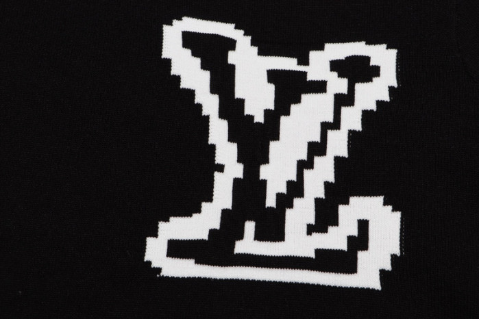 LV CLOTHES V00068