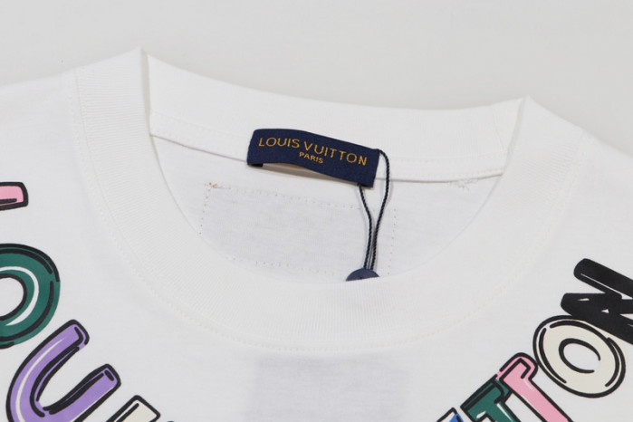 LV CLOTHES V00071