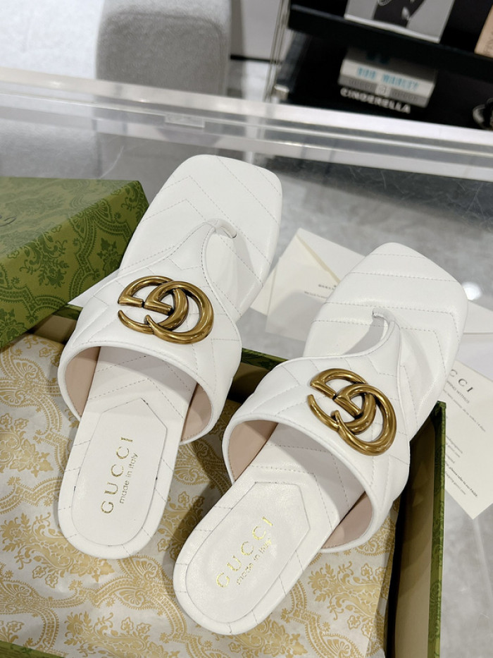 Gucc* Sandal 185