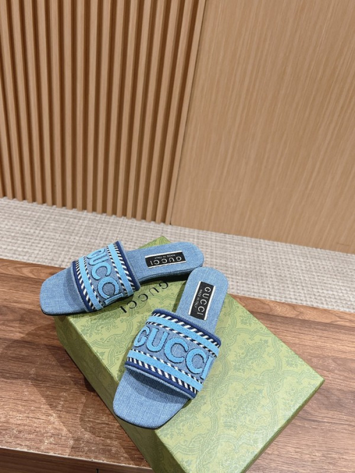 Gucc* Sandal 198
