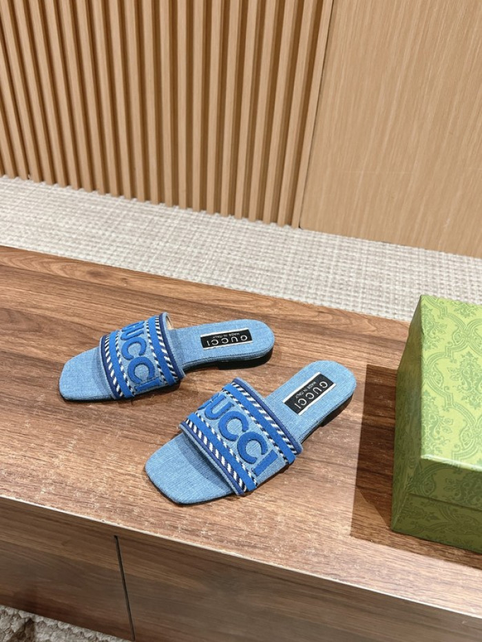 Gucc* Sandal 199