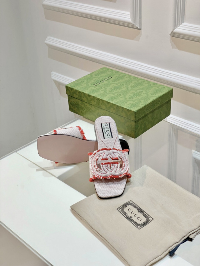 Gucc* Sandal 205