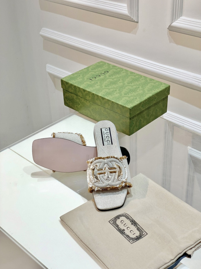 Gucc* Sandal 206