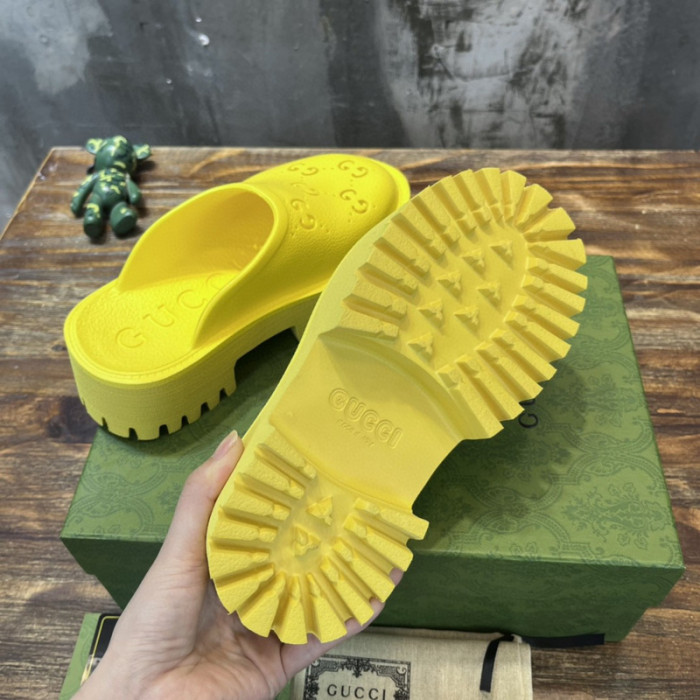 Gucc* Sandal 146