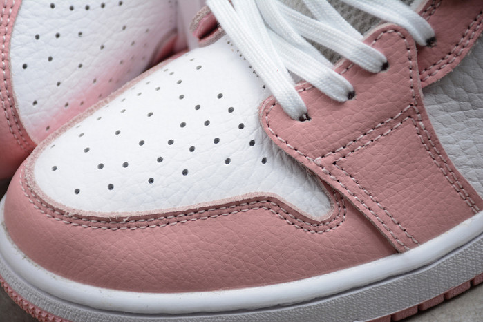 Jordan 1 High Zoom Air CMFT Cauliflower (W) CT0979-601