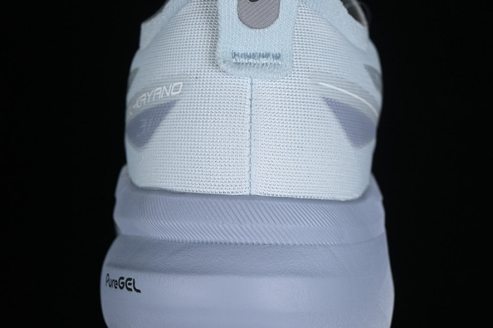 As*ic*s gel kayano 31