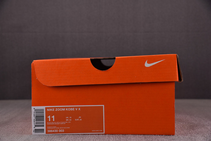 NIKE ZOOM KOBE V X