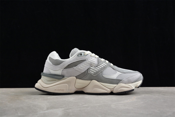 NEW BALANCE SNEAKER 9060