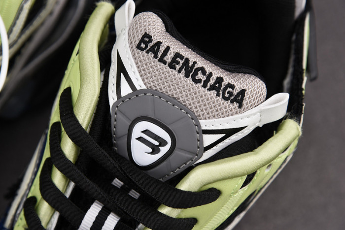 RUNNER SNEAKER RS116