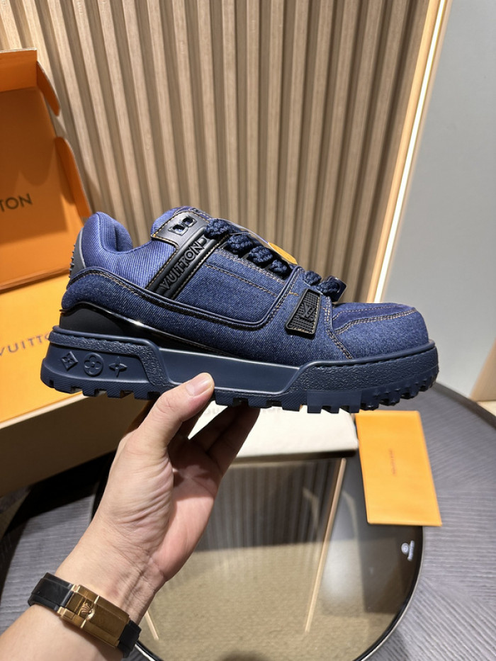 TRAINER MAXI TM070
