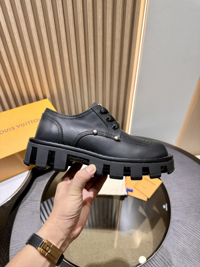 LV BOOTS L000029