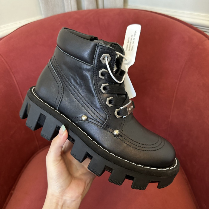 LV BOOTS L000030