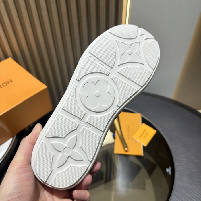 LV BOOTS L000040