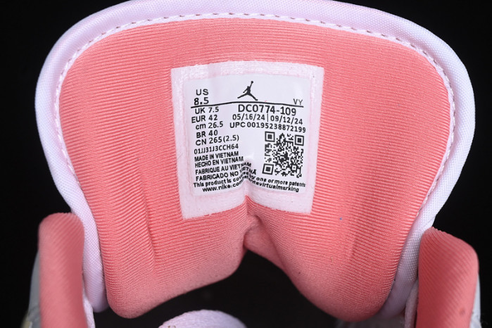 WMNS AIR JORDAN 1 LOW