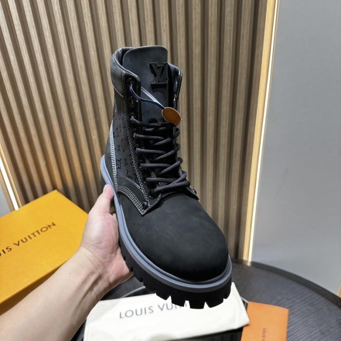 LV BOOTS L000054