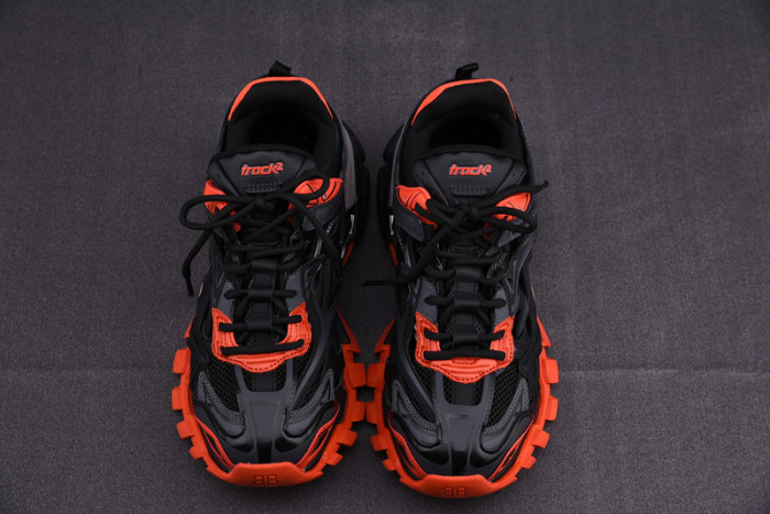 TRACK SNEAKER TS062