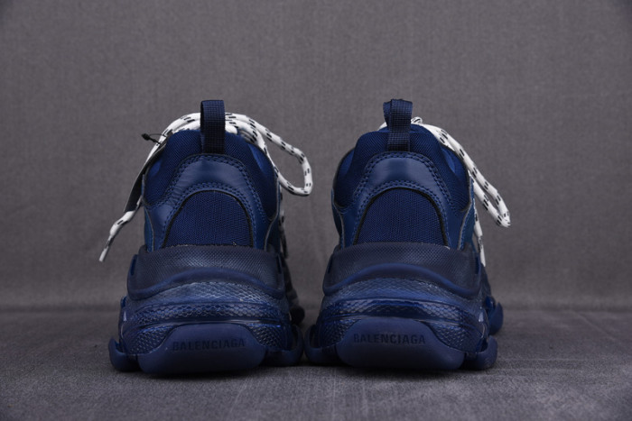 TRIPLES TRAINER SNEAKERS 2000121