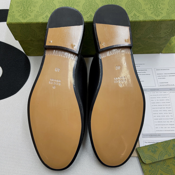 Gucc* Sandal 105